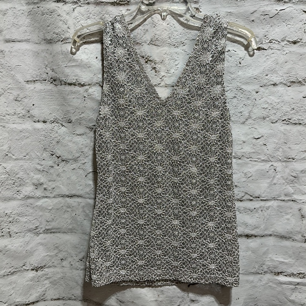 Banana Republic Metallic Lace Tank V Neck size small